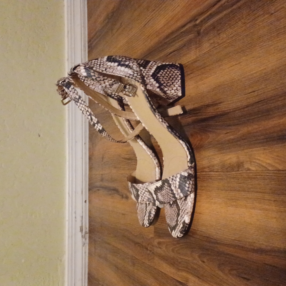 Women heels